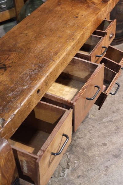 interieur meuble ancien